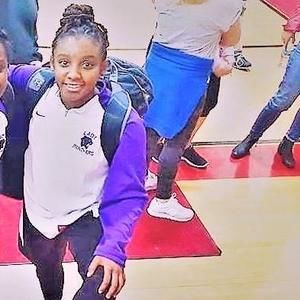 Meet your Posher, Dymeria